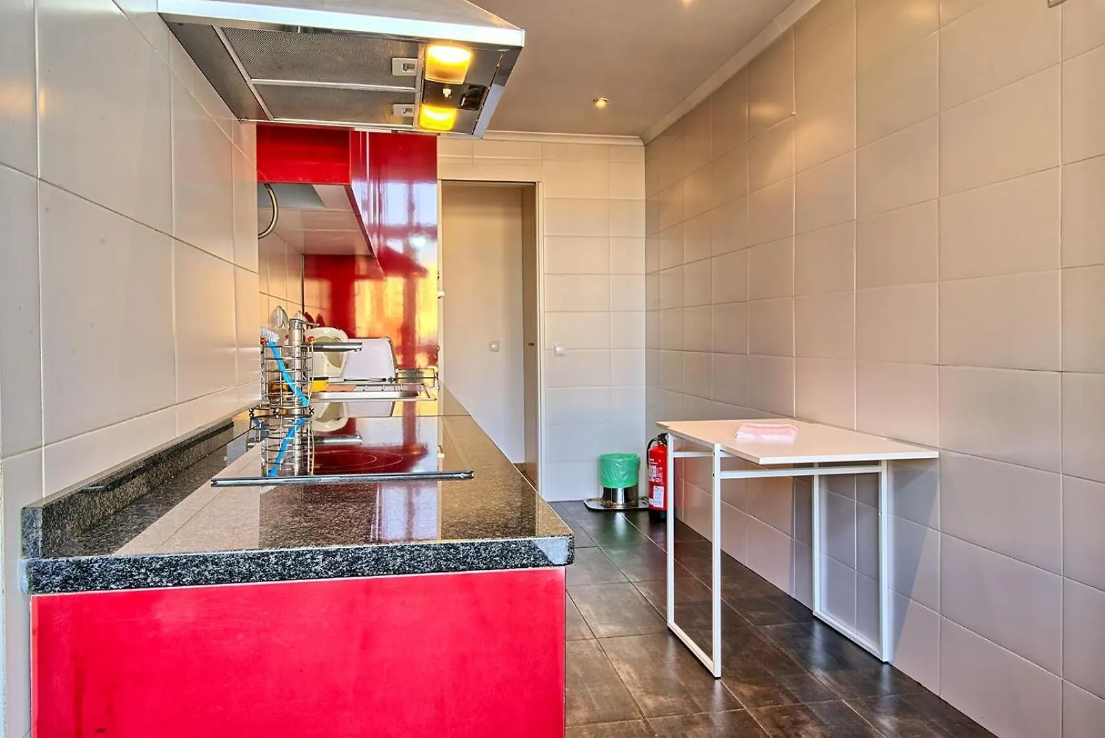 Studio Fuer 7 Personenund 1 Kind In Paco De Arcos, Regiao De Lisboa Costa Do Estoril Apartment