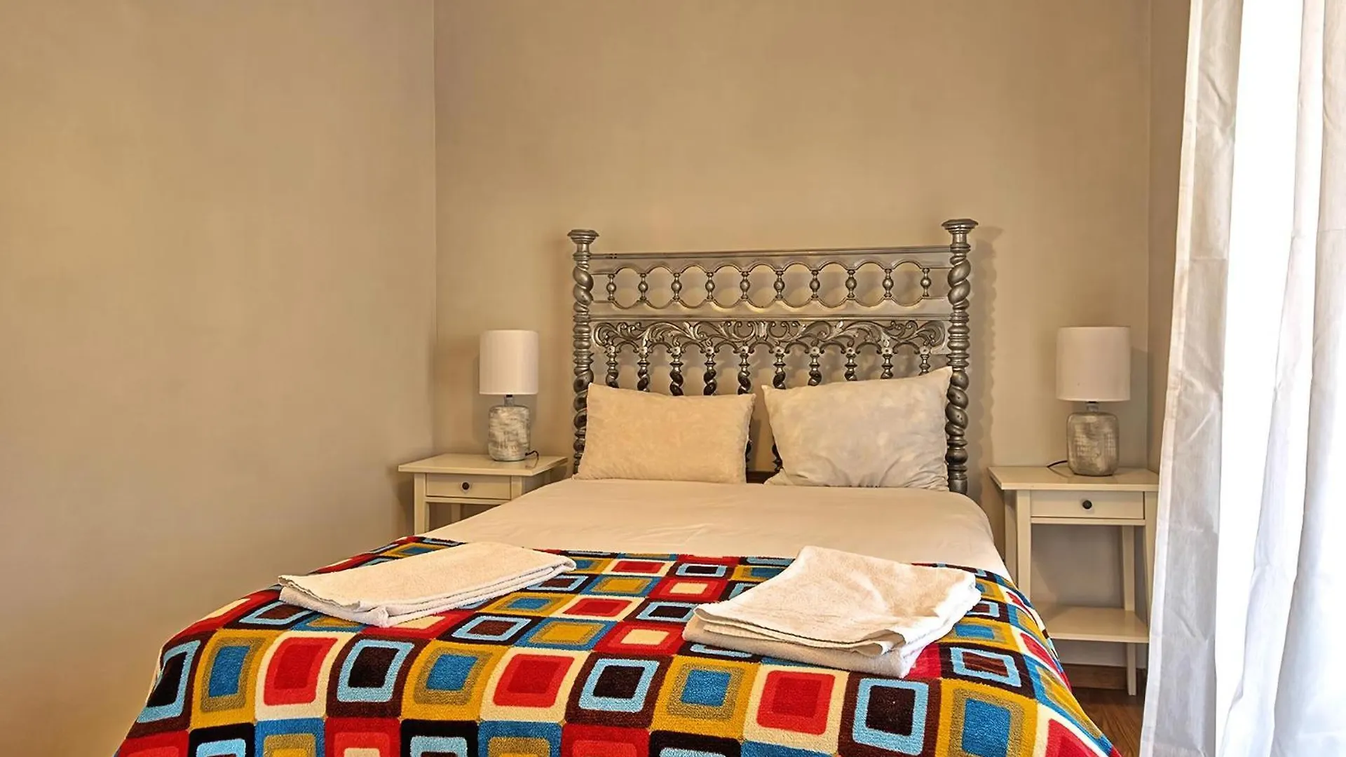 Studio Fuer 7 Personenund 1 Kind In Paco De Arcos, Regiao De Lisboa Costa Do Estoril Apartment