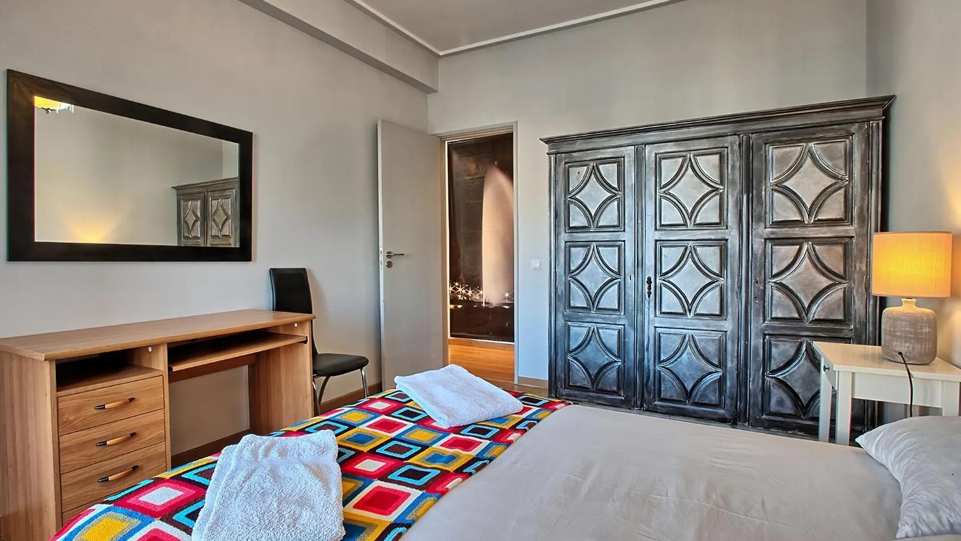 Studio Fuer 7 Personenund 1 Kind In Paco De Arcos, Regiao De Lisboa Costa Do Estoril Portugal