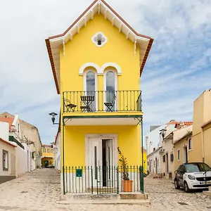 Apartment Lisbon Sea Side Chalet, Paco de Arcos